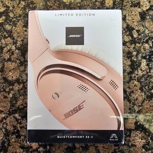 Bose QuietComfort 35 II Over-Ear Headphones - Limited Edition Pink